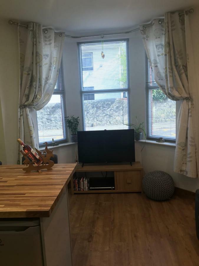 Nant Apartment - Ground Floor Menai Bridge Exterior foto